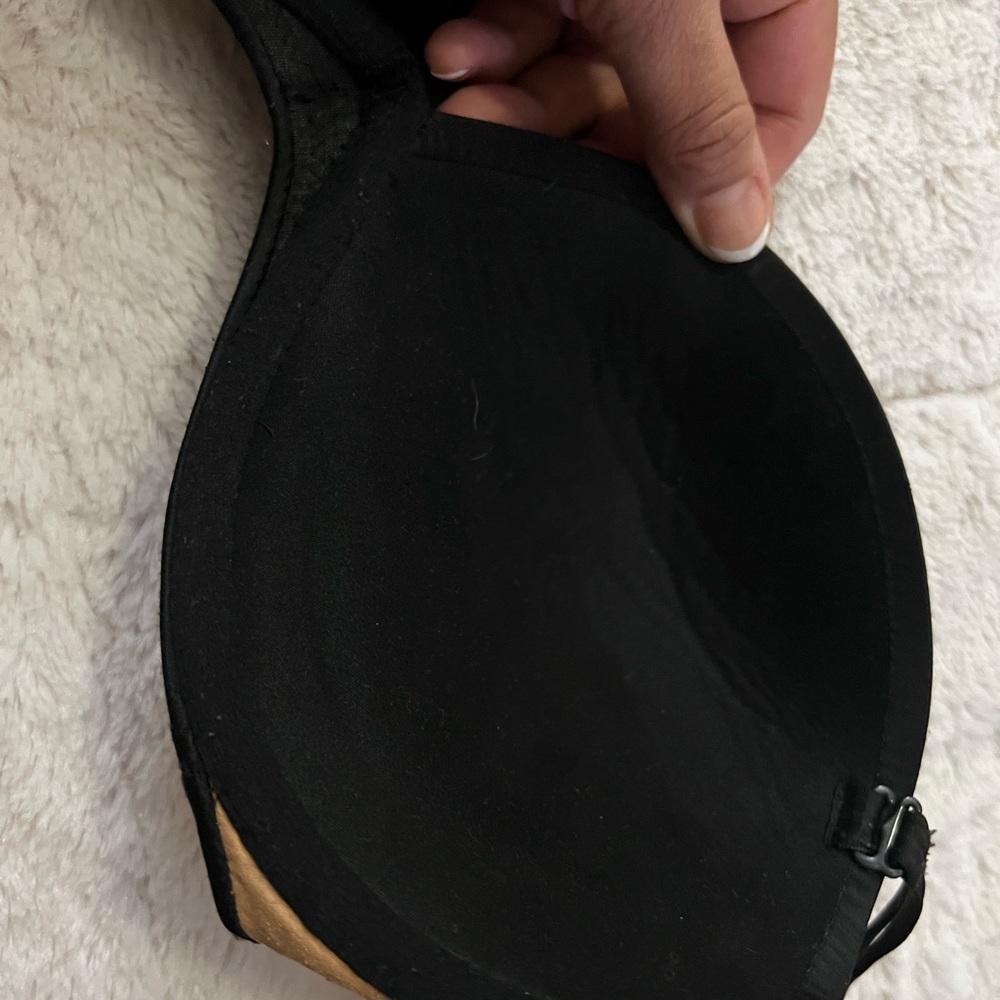Victoria’s Secret Strapless Push up Bra - Picture 3 of 7
